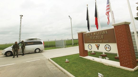 Ministrul Apărării: Nu se desființează scutul de la Deveselu