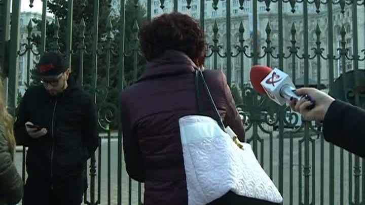 Ușile Parlamentului, blocate pentru copiii cu dizabilități