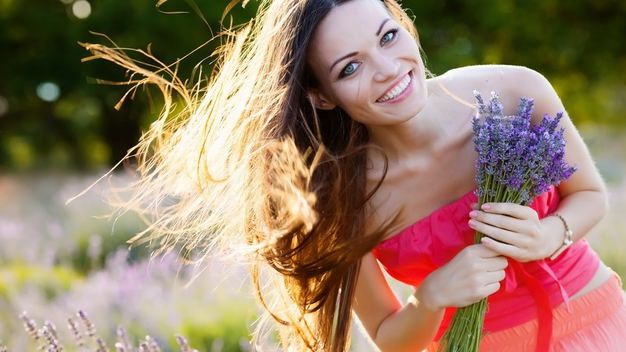 Horoscop. Trei zodii de femei pe care bărbații le aleg întotdeauna