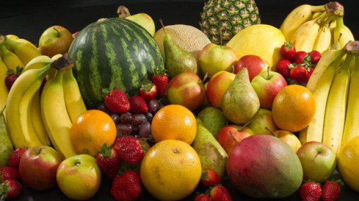 Topul fructelor care conţin cel mai mult zahăr. Evită-le dacă vrei să slăbeşti!