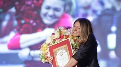 Imagini de senzație cu Super Simo! Halep a urcat pe scenă!