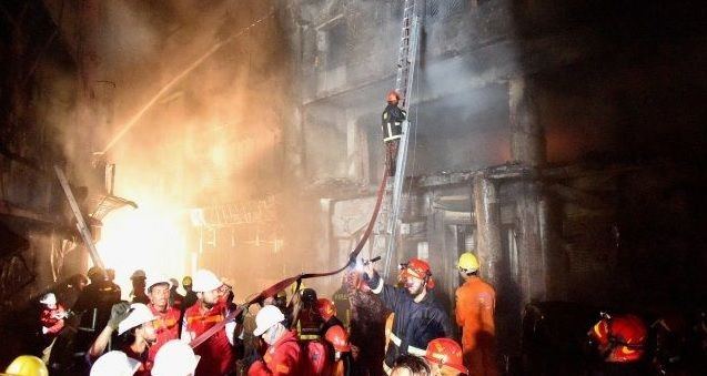 Incendiu violent în Bangladesh: cel puțin 78 de morți, zeci de răniți - VIDEO