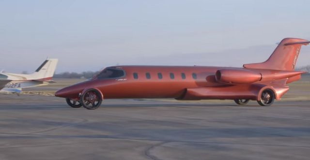 Au transformat un avion privat într-o limuzină de lux. A ieşit un "Limo-jet"