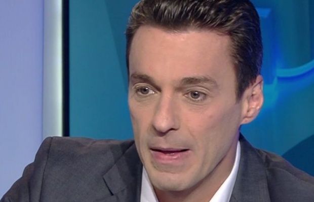 Mircea Badea a avut o reacţie şocantă la plângerea unei studente că nu e aer condiţionat în trenuri