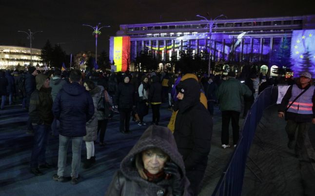 Mobilizare pentru miting în Piaţa Victoriei. Mihai Şora: "Ne vedem diseară!"