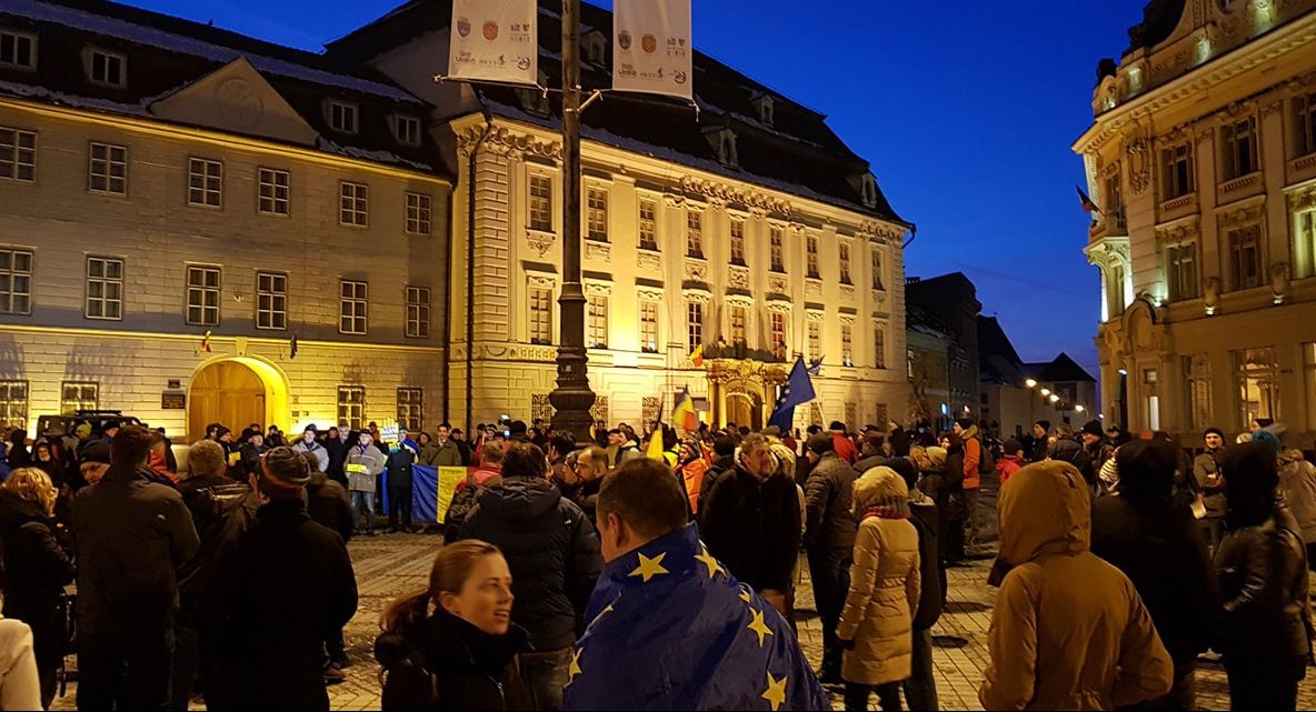 Proteste pentru Kovesi, peste 1500 de sibieni au ieşit în stradă 