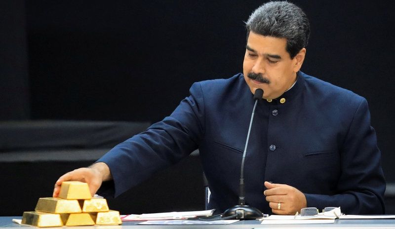 Maduro vinde masiv din rezerva de aur a Venezuelei și vrea repatrierea aurului ținut la Londra