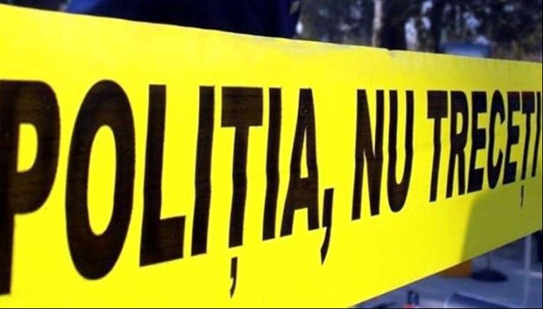 Suspiciune de crimă în Bistrița! Bătrân găsit mort în apartamentul său