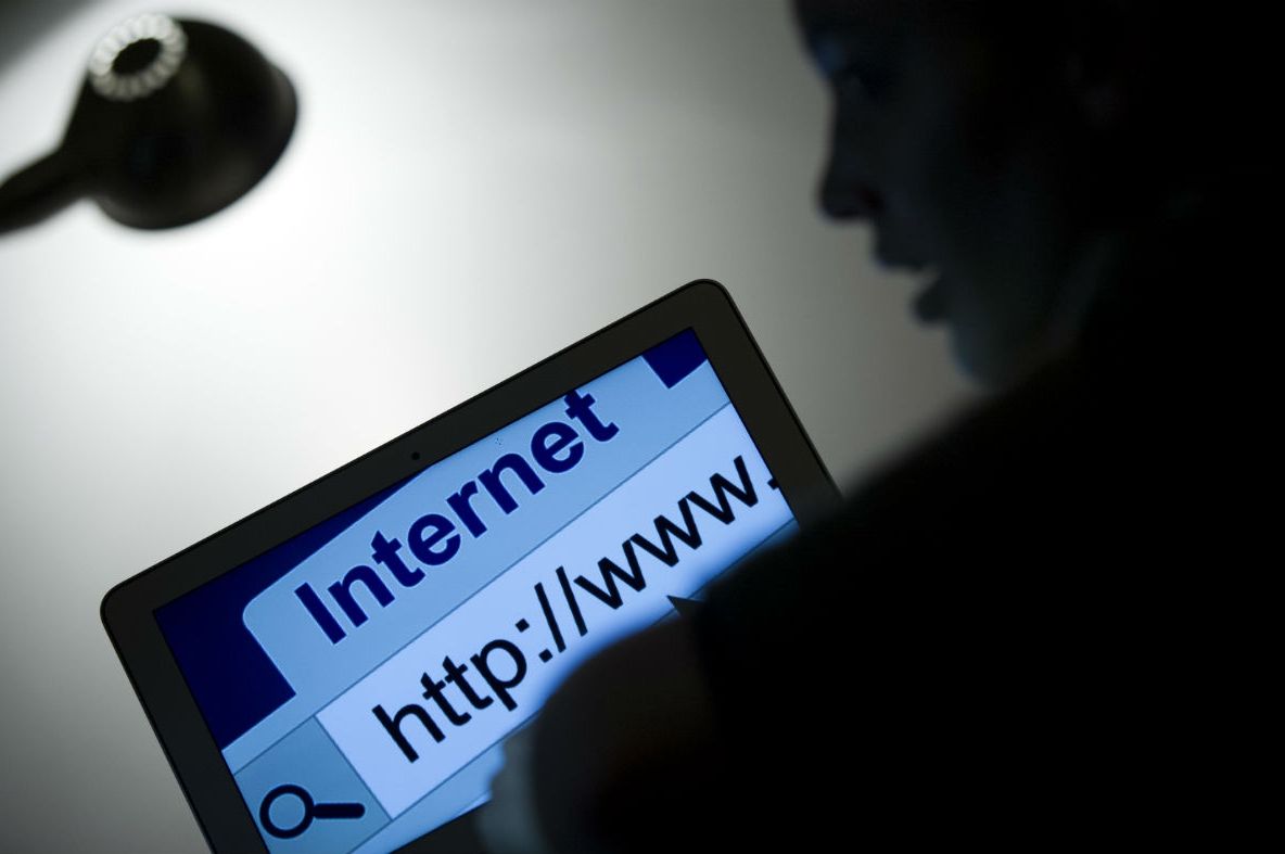 Site-urile porno, website-urile XXX, vor fi blocate de Guvern! E oficial