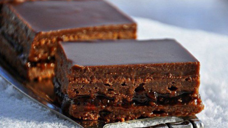 Rețeta serii: Prăjitură absolut delicioasă din numai două ingrediente