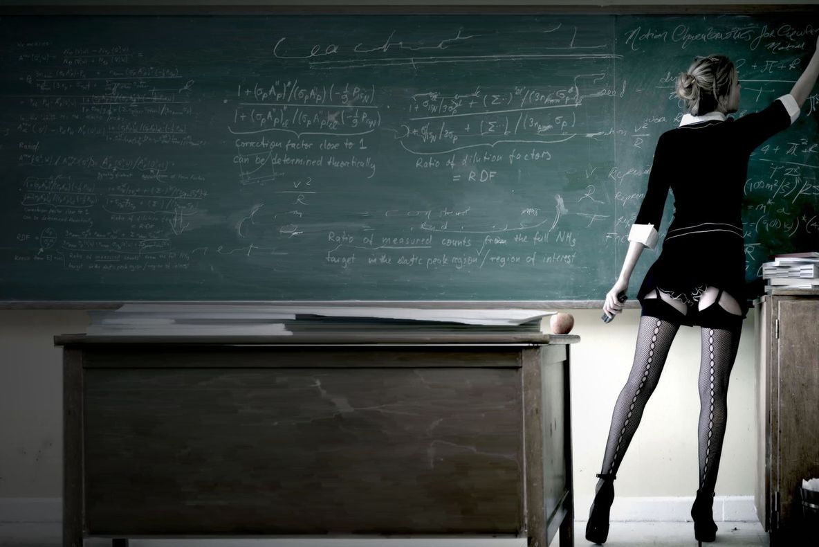 Se întâmplă în România! O profesoară a făcut sex cu un copil de 14 ani. Detalii halucinante 