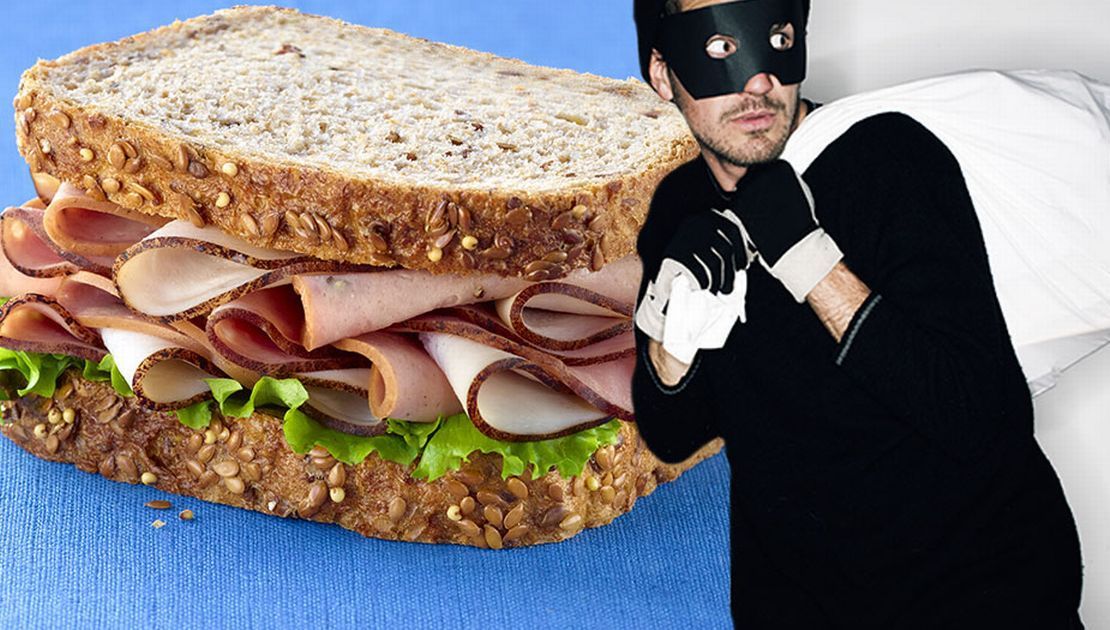 Un parlamentar a rămas fără funcție. Motivul este ireal!