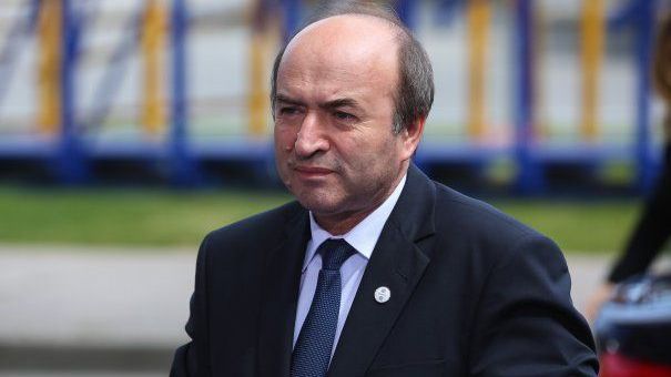 Tudorel Toader declanșează procedura de înlocuire a procurorului general