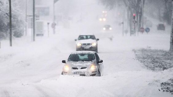 INFORMARE METEO de ultimă oră. Cod galben de ninsori viscolite