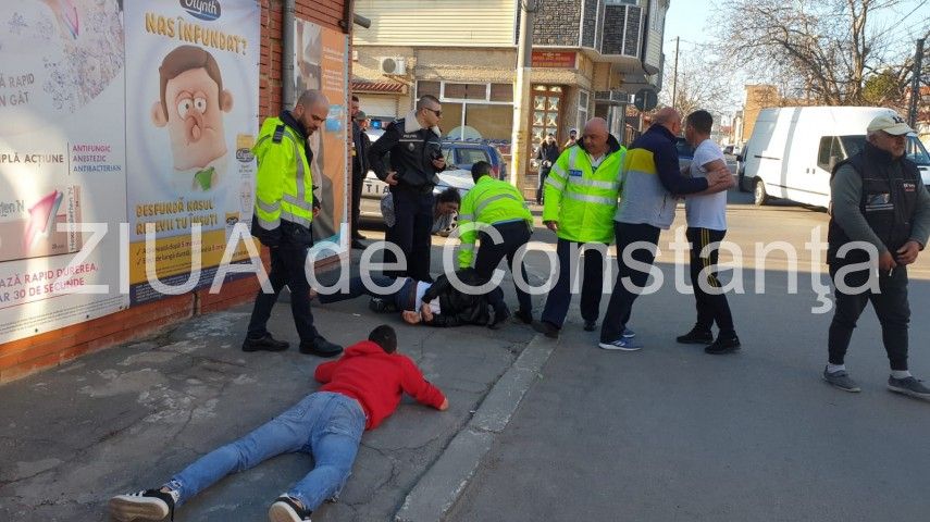 Scandal monstru în urma unui accident rutier produs în Constanța. Mai multe persoane, încătuşate