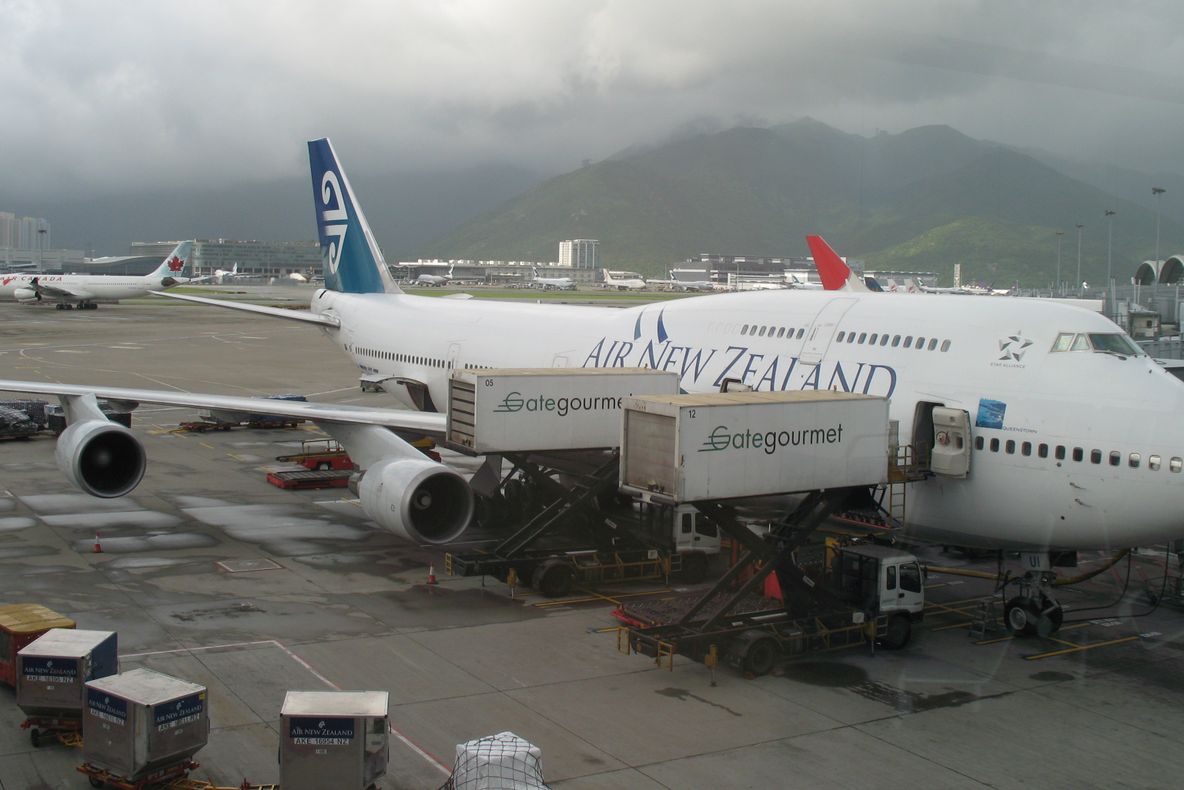 Aeroport închis în Noua Zeelanadă, din cauza unui pachet suspect pe pistă
