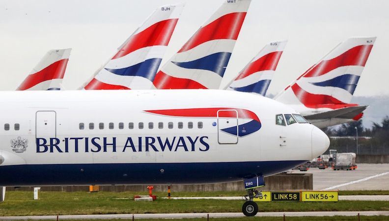 Dorel este și pilot! Un avion a aterizat în Scoția, deși destinația era Germania