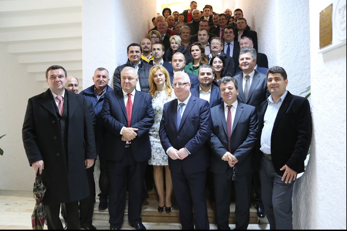 Ședință PSD Suceava convocată simultan cu protestul pentru autostrăzi