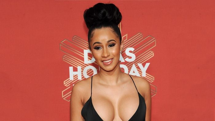 Bomba sexy Cardi B a drogat şi a jefuit bărbaţi