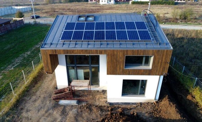 George Buhnici de la Pro TV are o casă cum există doar 9 în lume. Nu plăteşte facturi la ea