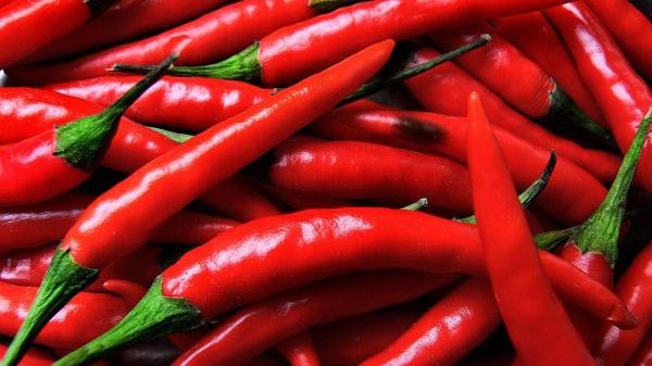 Ce se întâmplă în corpul tău dacă mănânci ardei iute în fiecare zi, timp de o lună - Medicii au fost uimiți de rezultate