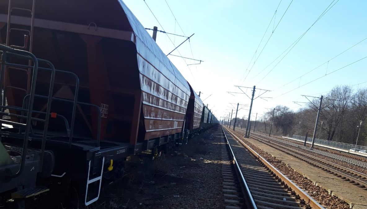 Fenomenul "selfie" face victime; Un copil de 12 ani s-a electrocutat