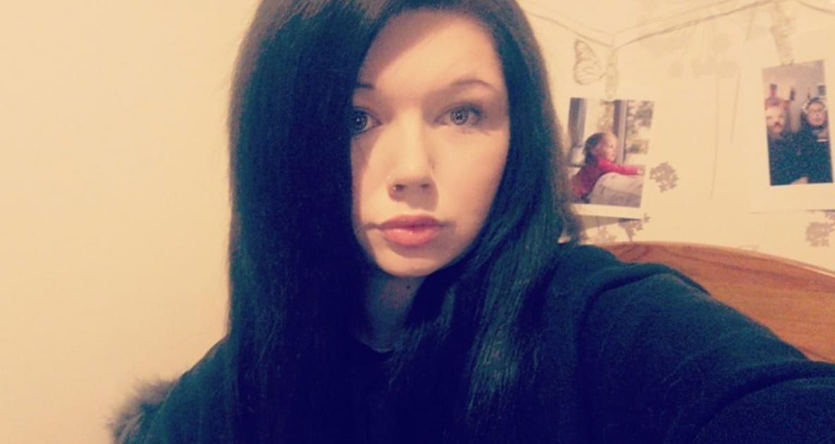 L-a cunoscut pe Tinder, dar nu l-a plăcut.3 luni mai târziu a primit un mesaj ce a dus-o în depresie