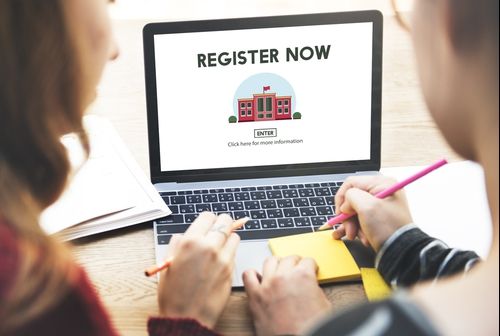 Începe înscrierea copiilor de 5-6 ani în clasa pregătitoare. Ce trebuie să ştie părinţii