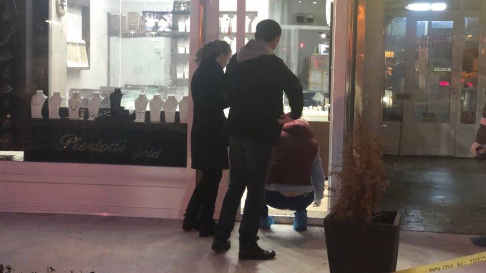 Zalău: Jaf armat la un magazin de bijuterii