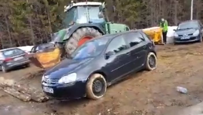 Cum au scos țara din noroaie. Scene de Evul Mediu în stațiunea Straja