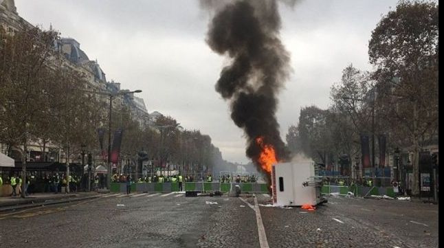 Violenţe şi arestări în Franţa, la protestele "vestelor galbene"
