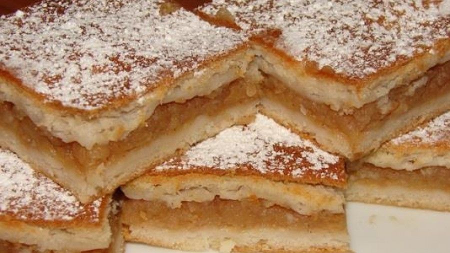 Plăcintă cu mere de post. O rețetă inedită