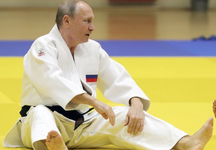 Vladimir Putin, antrenament cu echipa națională de judo a Rusiei