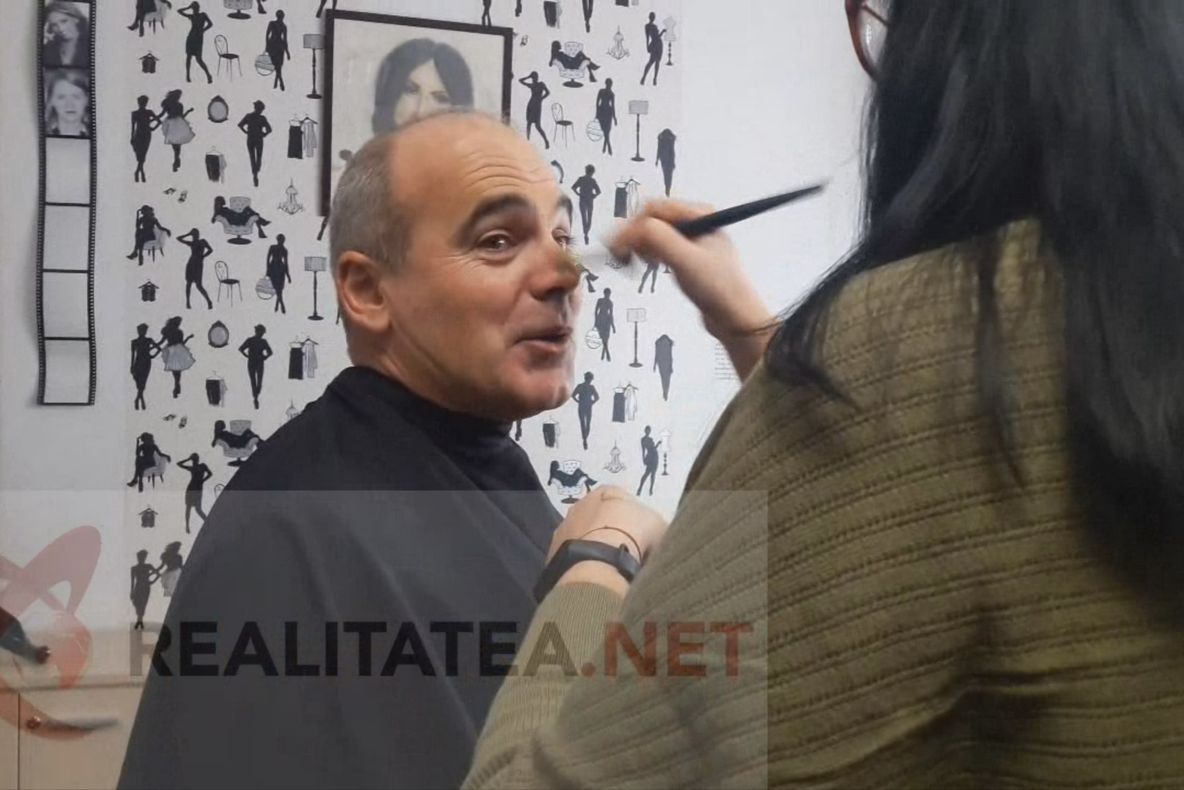 Rareş Bogdan şi-a luat rămas bun de la Realitatea TV. Imagini inedite din culise, surprinse de realitatea.net. VIDEO