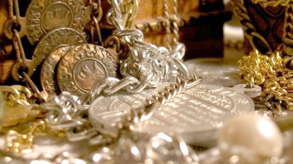 Eurodeputații cer Rusiei să returneze integral Tezaurul României. Corina Crețu: „Tezaurul naţional dispărut trebuie returnat fără întârziere acolo unde îi este locul”