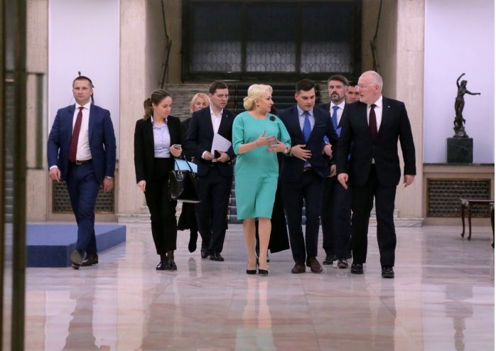 Timmermans: Dacă România nu era în UE, avea soarta Ucrainei în faţa lui Putin   