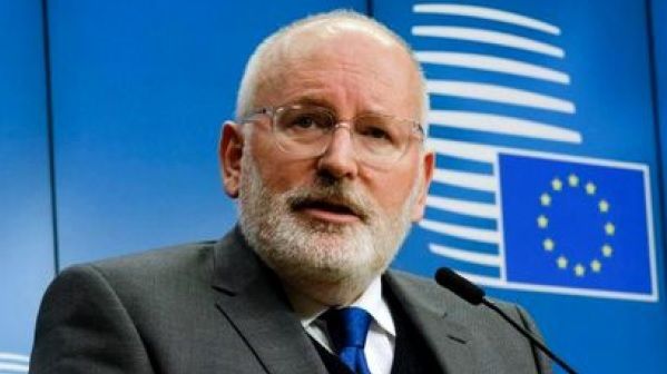 CE urmărește "cu mare îngrijorare" discuțiile privind o OUG pentru revizuirea sentințelor definitive