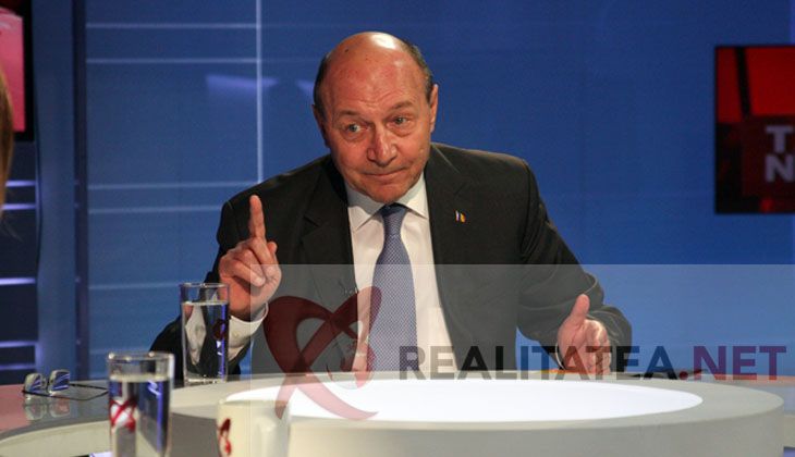 Băsescu o desființează pe Dăncilă: ”Lobiștii au mizat pe faptul că e proastă”