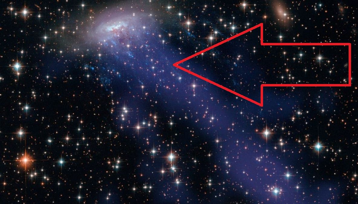 Stupoare la NASA: Ce este această "meduză" galactică cu coadă uriașă