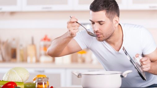 Bărbaţii cei mai de casă ai zodiacului