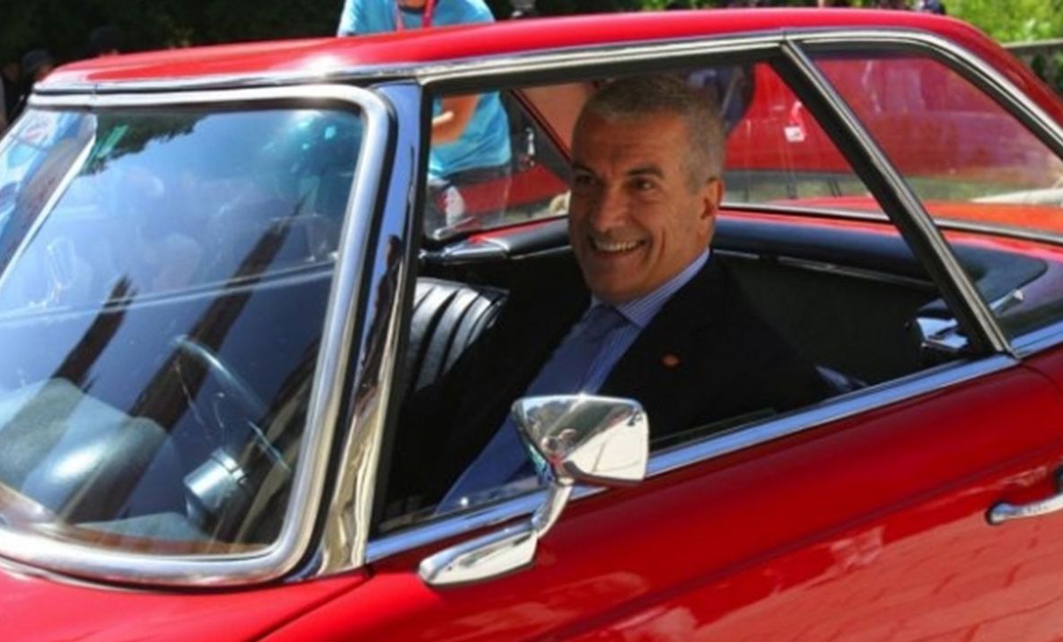 Tăriceanu ţine partea Uber, viitorul e al taximetriei digitale