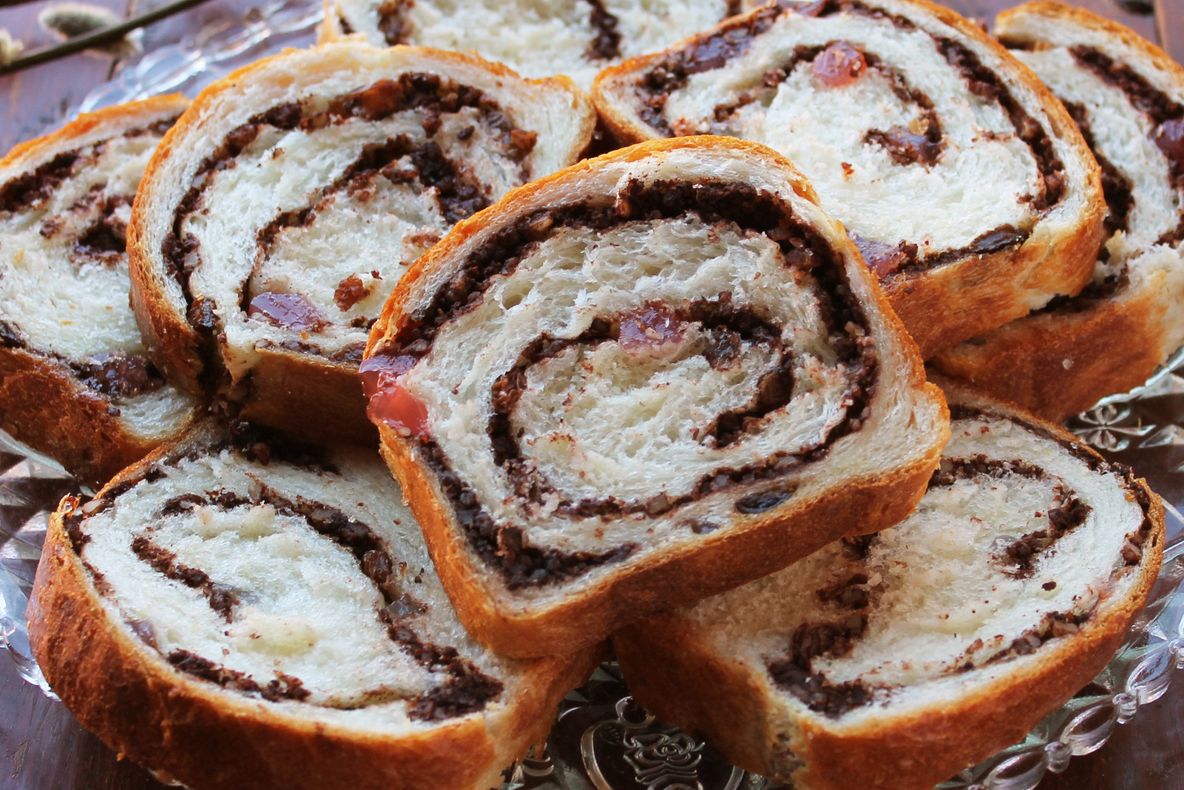 Cozonac de post. E delicios și nu conține nici lapte, nici ouă, nici unt!