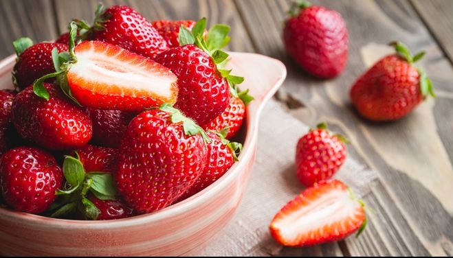 Dieta cu căpșuni: Slăbești 4 kg în doar 7 zile!