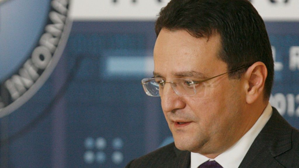 Când era director SRI, George Maior a dispus încadrarea juridică în dosarele lui Iohannis şi Hellvig
