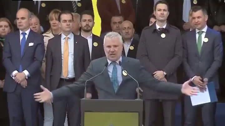 S-a emoționat! Ce a spus un deputat PNL la un miting electoral - VIDEO