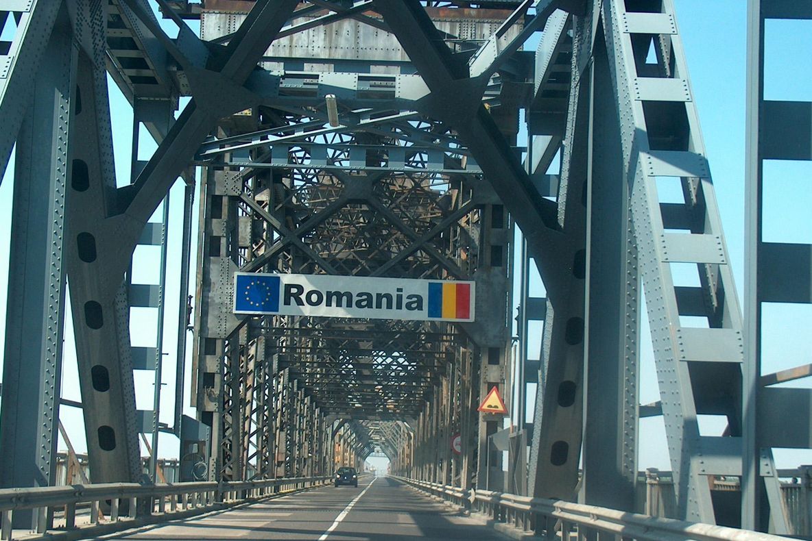 Trafic întrerupt temporar, pe podul Giurgiu-Ruse
