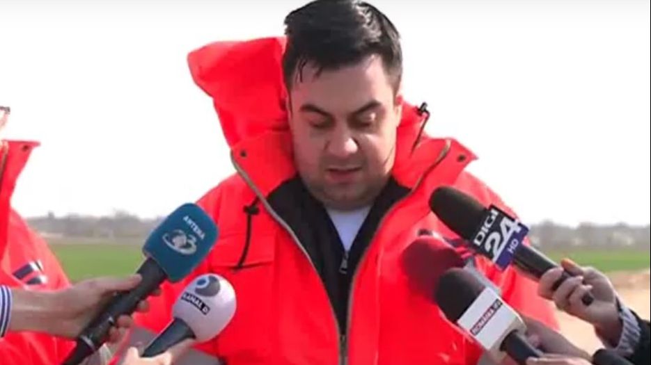 Guvernul Dăncilă se face că muncește. Propaganda din Coreea de Nord, sursă de inspirație la PSD