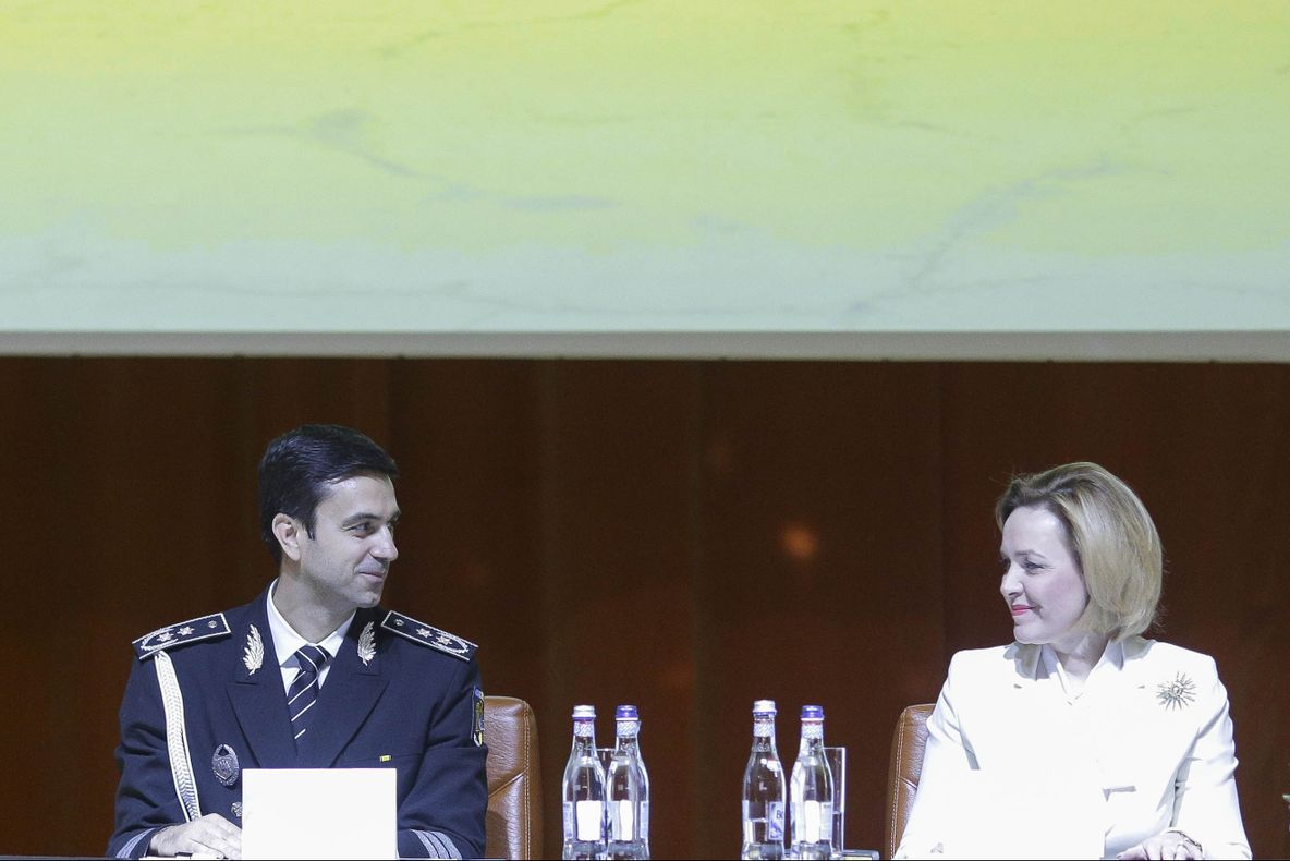 Scandal la vârful MAI. Se cere audierea lui Ioniță și a lui Carmen Dan