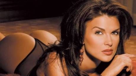 Pro TV, serialul "Vlad". Monica Bârlădeanu și Andrei Aradits, amanţi