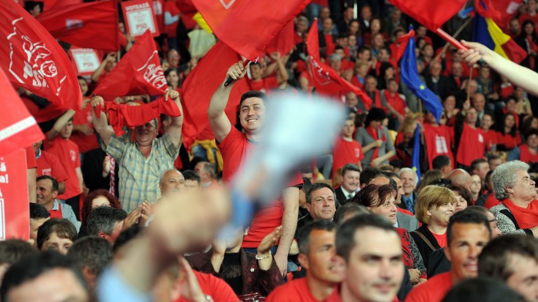 PSD - mitingul cămășilor albe: 40.000 de oameni vor protesta vineri la Craiova